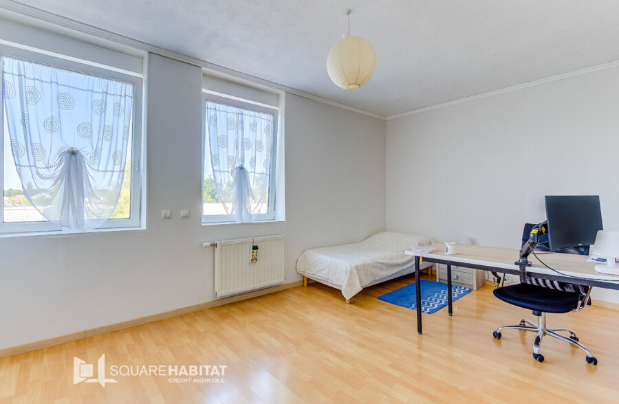 Maison Tourcoing 7 pièce(s) 0200 m2