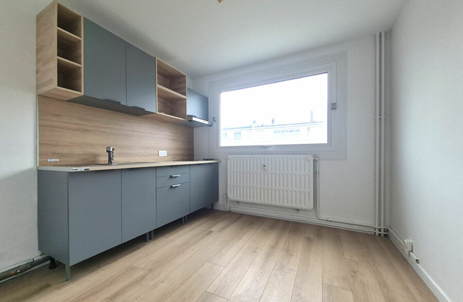 Lille Centre T3 70m² rénové – 2 ch – métro/gares – prêt à s’installer