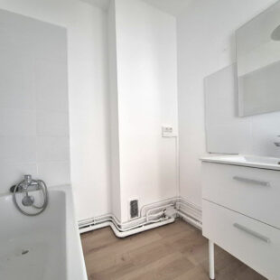 Lille Centre T3 70m² rénové – 2 ch – métro/gares – prêt à s’installer
