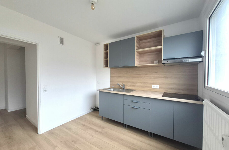 Lille Centre T3 70m² rénové – 2 ch – métro/gares – prêt à s’installer