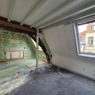 VIEUX LILLE – PLATEAU BRUT EN DUPLEX DE 66 M² LOI CARREZ (95M² AU SOL) – A AMENAGER