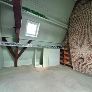 VIEUX LILLE – PLATEAU BRUT EN DUPLEX DE 66 M² LOI CARREZ (95M² AU SOL) – A AMENAGER