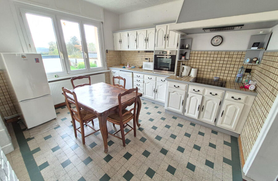 BRIMEUX , maison individuelle , 3 chbs , 2 garages , vue sur les champs !!