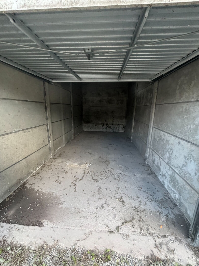 Parking / box Hellemmes-lille