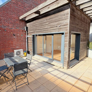 VIEUX LILLE- APPARTEMENT DE 57 M² AVEC TERRASSE DE 27M² – BOX ET CAVE