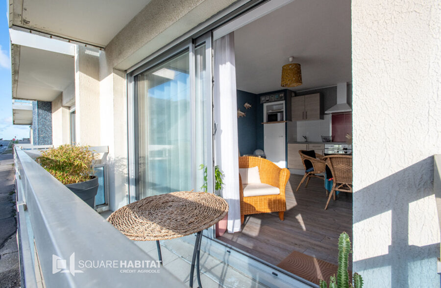 “Superbe T2 lumineux avec balcon et vue sur les dunes”