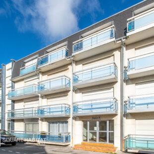 “Superbe T2 lumineux avec balcon et vue sur les dunes”