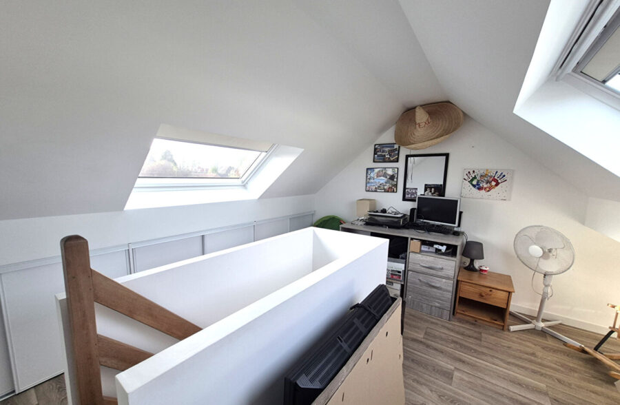 Maison Wambrechies  1930 rénovée, 3 chambres, jardin avec accès extérieur &nbsp;Sous compromis&nbsp;