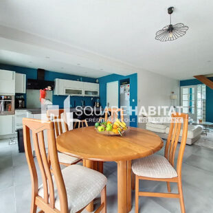 Maison familiale semi-individuelle des années 80  Au calme, proche des commodités &nbsp;Sous compromis&nbsp;