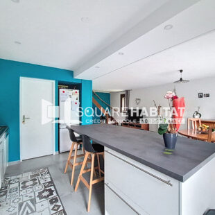 Maison familiale semi-individuelle des années 80  Au calme, proche des commodités &nbsp;Sous compromis&nbsp;