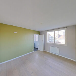 Appartement  4 pièce(s) 135 m2