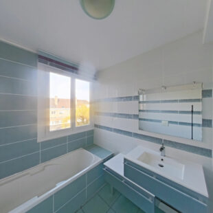 Appartement  4 pièce(s) 135 m2