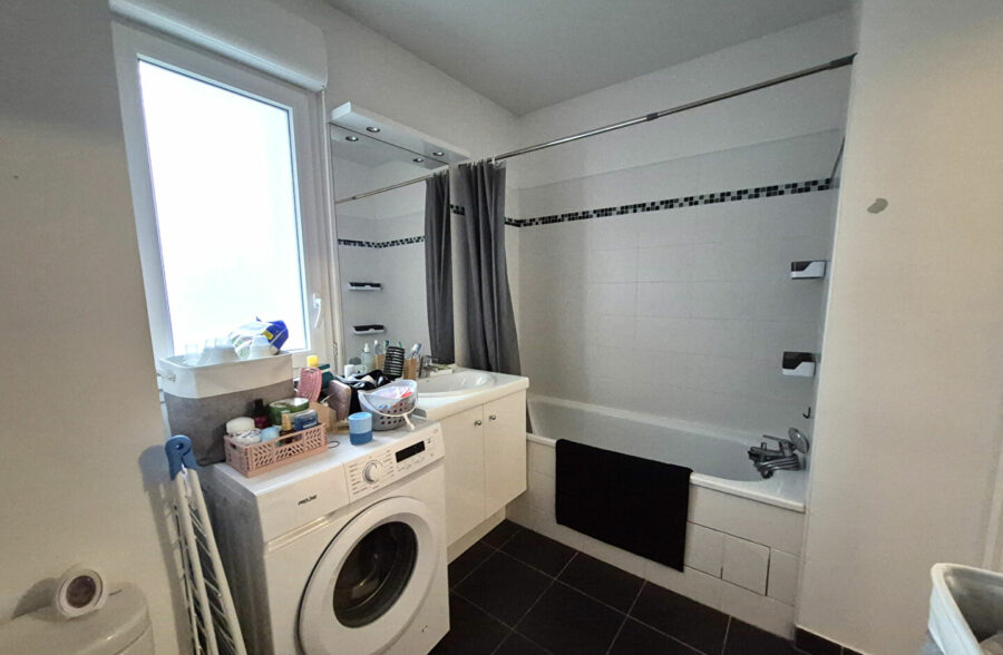 Appartement Saint Andre Lez Lille 1 pièce(s) 29 m2, terrasse et parking.