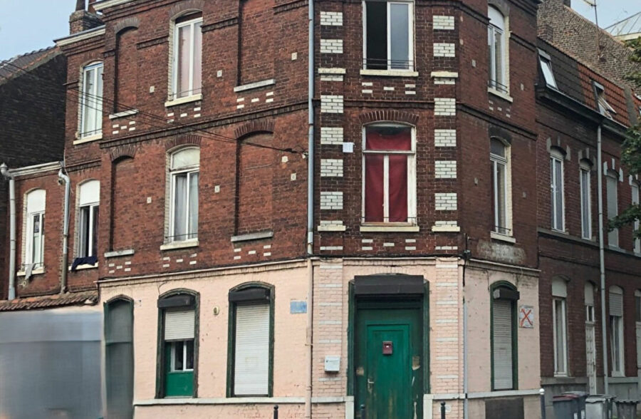 Immeuble de rapport 8 lots tous loués à Roubaix , 259 000€ HAI !!!