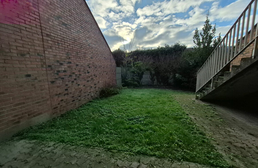 Maison Lens 5 pièce(s) 118 m2 , garage , jardin.