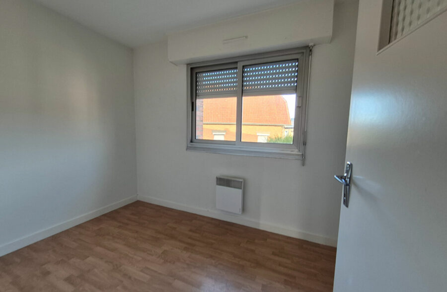 Maison Lens 5 pièce(s) 118 m2 , garage , jardin.