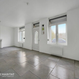 Maison semi individuelle entièrement rénovée  2 Chambres Jardin à Burbure