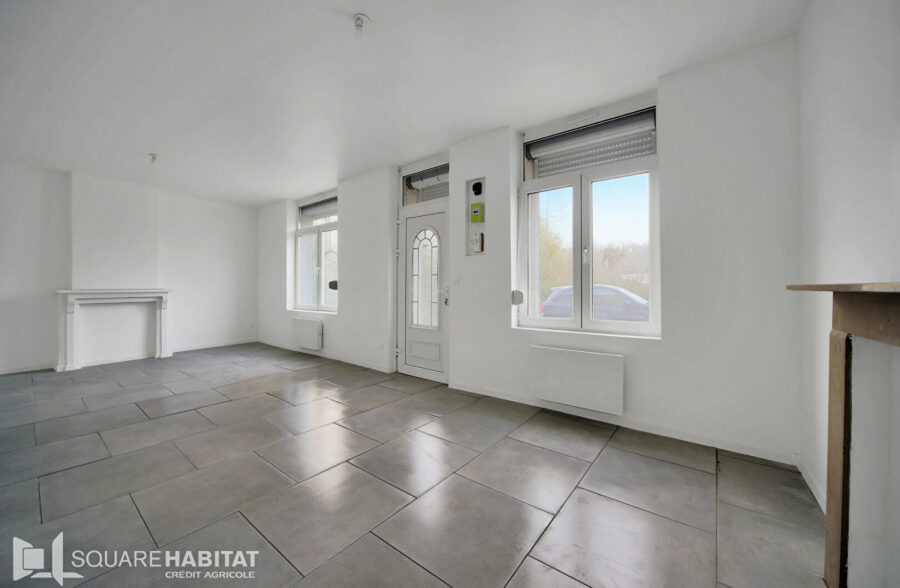 Maison semi individuelle entièrement rénovée  2 Chambres Jardin à Burbure