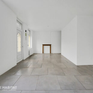 Maison semi individuelle entièrement rénovée  2 Chambres Jardin à Burbure