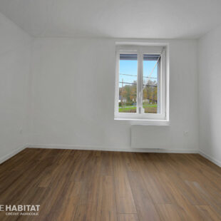 Maison semi individuelle entièrement rénovée  2 Chambres Jardin à Burbure