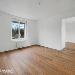 Maison semi individuelle entièrement rénovée  2 Chambres Jardin à Burbure