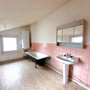 Maison de ville 102m² + jardin idéalement situé à Caudry