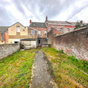 Maison de ville 102m² + jardin idéalement situé à Caudry