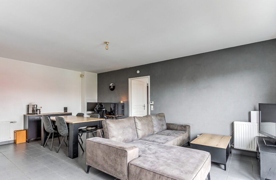 Appartement  2 pièces 45m2 avec balcon et place de parking