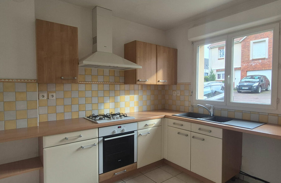 Maison  4 pièce(s) 92 m2