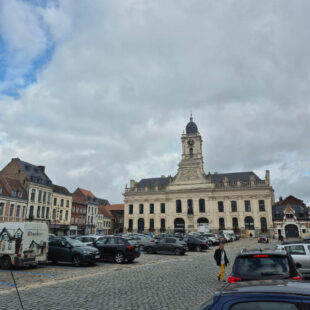 Opportunité à Saisir sur la Grand Place d’Aire-sur-la-Lys !