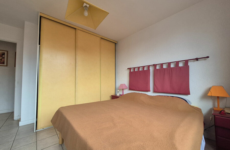 VIEUX LILLE – T4 DE 97 M² – BALCON, PARKING, CAVE DE 7,5M²  ET LOCAL VELOS