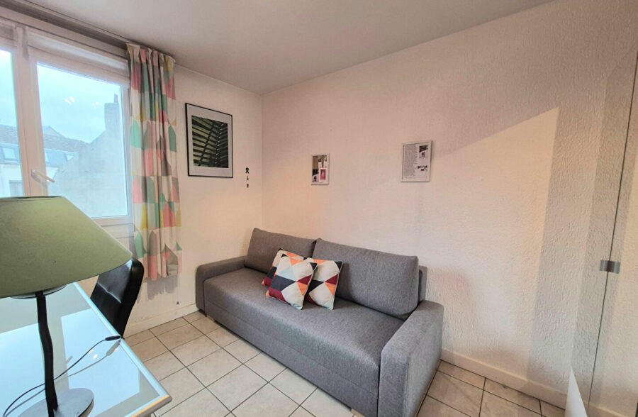 VIEUX LILLE – T4 DE 97 M² – BALCON, PARKING, CAVE DE 7,5M²  ET LOCAL VELOS