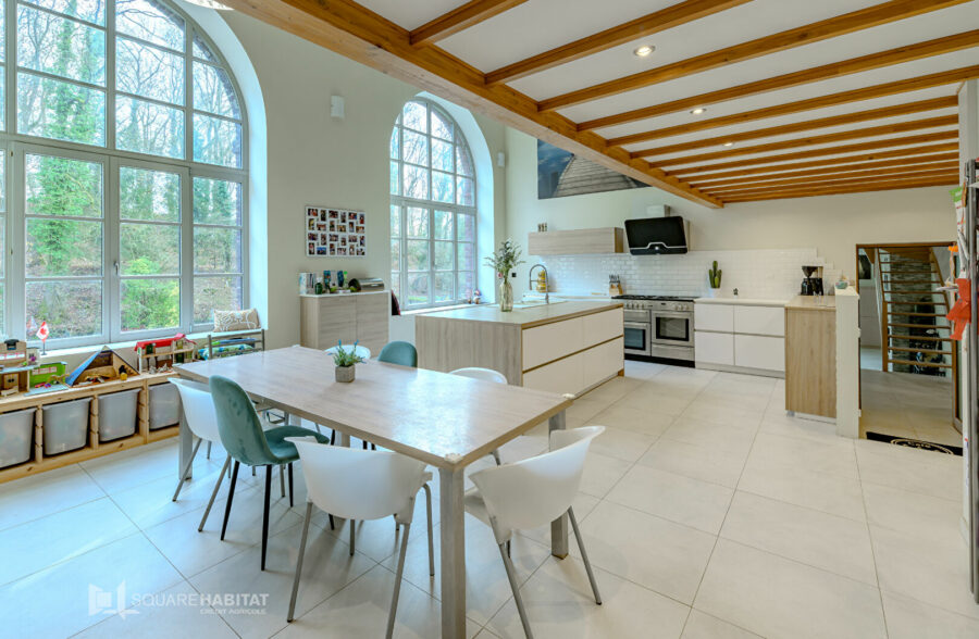 Une demeure de caractère, entre nature et élégance…