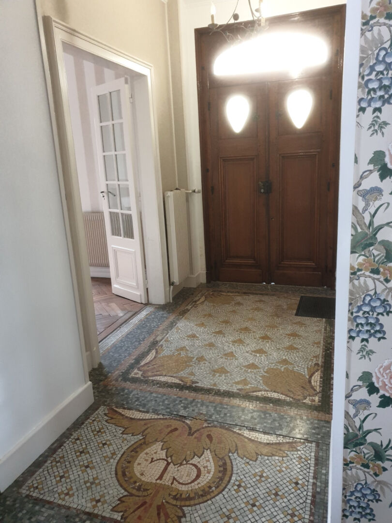 Maison Villers Outreaux 10 pièce(s) 244 m2