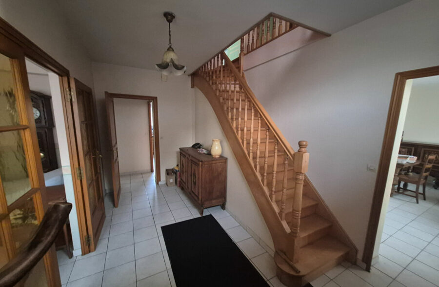 Maison familiale de caractère 4 pièce(s) 152 m2