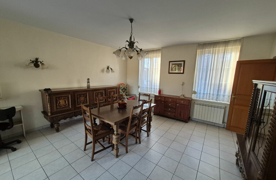 Maison familiale de caractère 4 pièce(s) 152 m2