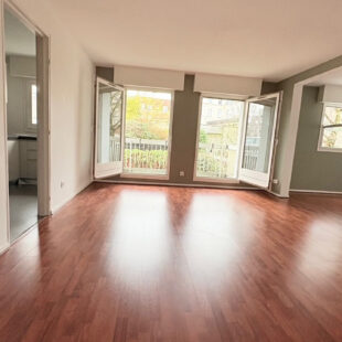 VIEUX LILLE – T3 82 m² avec BALCON , PARKING et CAVE