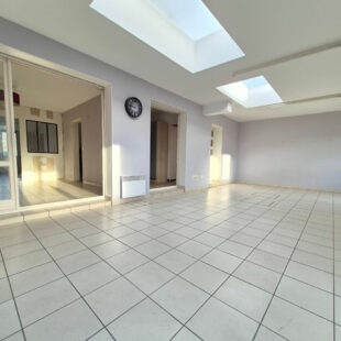 Maison individuelle 3 Chambres + 3  Garages &nbsp;Sous compromis&nbsp;