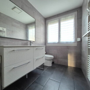 Maison individuelle 3 Chambres + 3  Garages &nbsp;Sous compromis&nbsp;