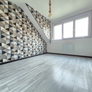 Maison individuelle 3 Chambres + 3  Garages &nbsp;Sous compromis&nbsp;