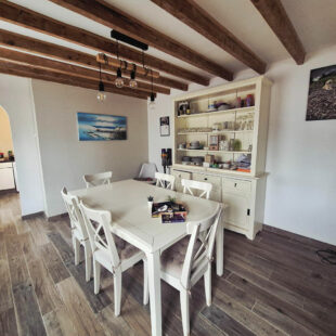 Maison Individuelle avec garage et cour fermée sur Norrent-Fontes.