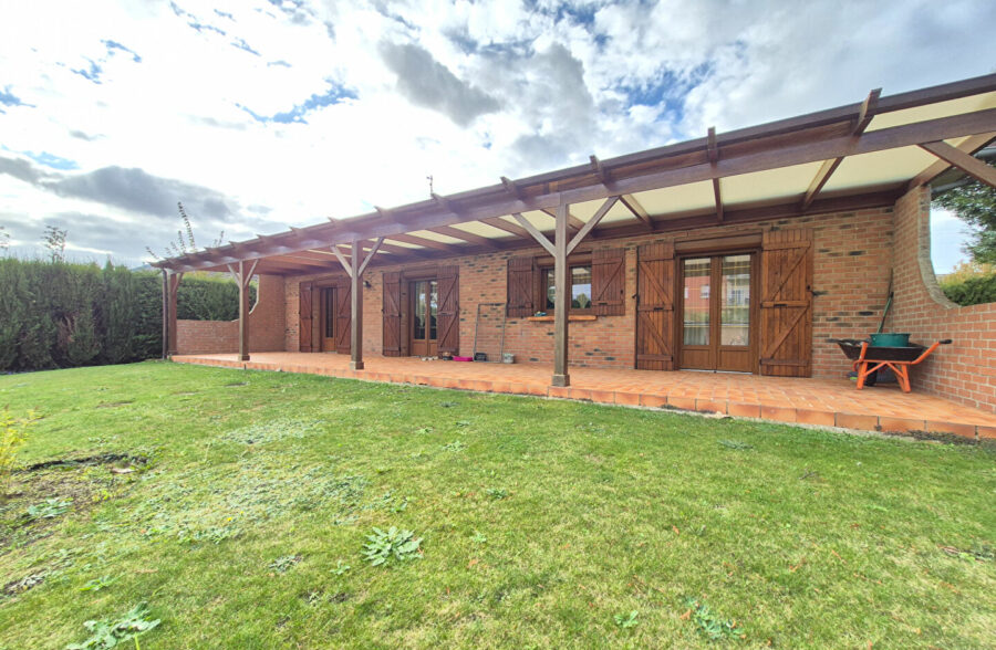 Pavillon Plain-pied 3 Chambres + Sous sol &nbsp;Sous compromis&nbsp;