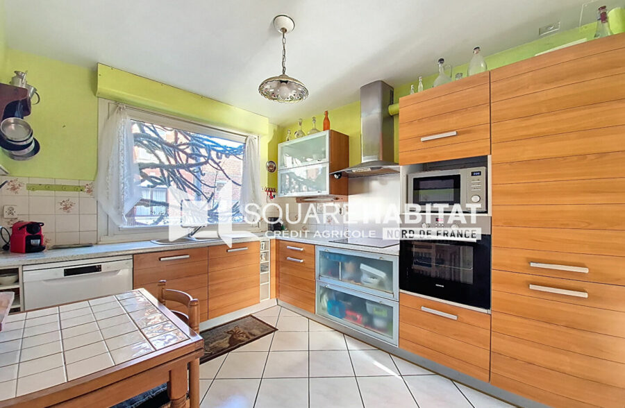 Rare sur le secteur ! Maison semi individuelle avec garage et jardin sans vis-à-vis &nbsp;Sous compromis&nbsp;