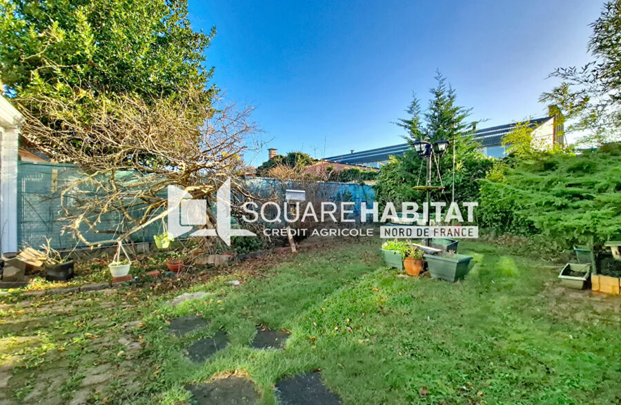 Rare sur le secteur ! Maison semi individuelle avec garage et jardin sans vis-à-vis &nbsp;Sous compromis&nbsp;