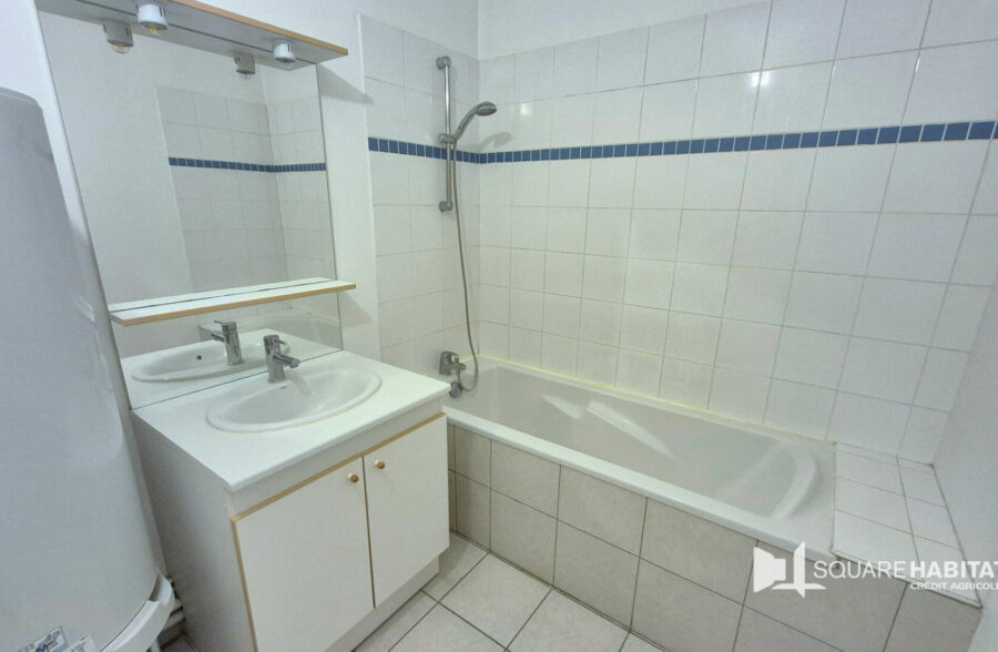 T2 avec parking LILLE ST MAURICE