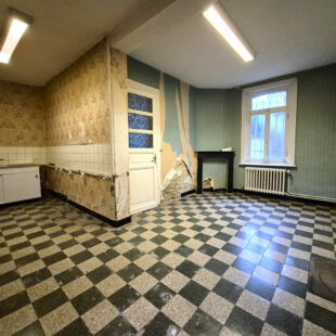 Immeuble Monchecourt 8 pièce(s) 157 m2