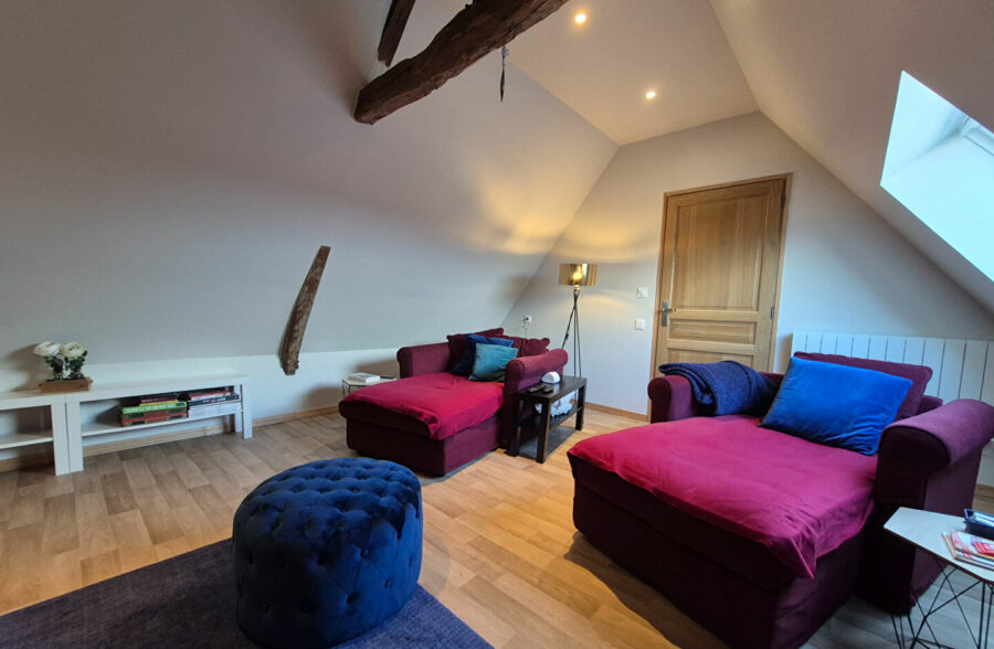 Longère a usage d’habitation de 275m2 habitable