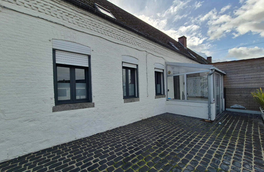 Longère a usage d’habitation de 275m2 habitable