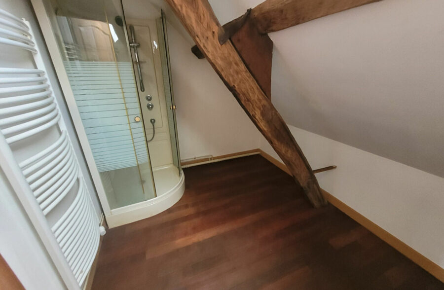 Maison  6 pièce(s) 160 m2