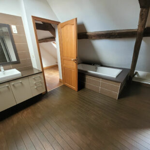 Maison  6 pièce(s) 160 m2